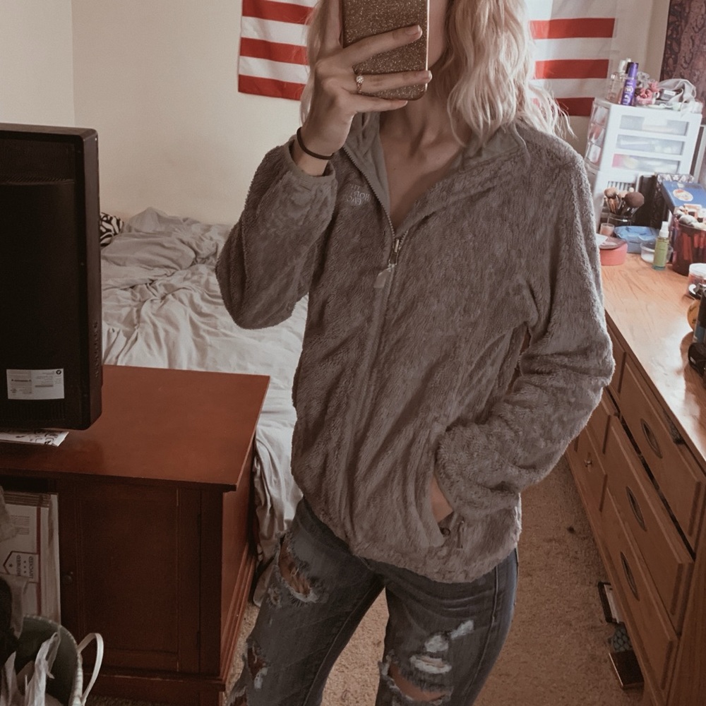 North face fuzzy jacket